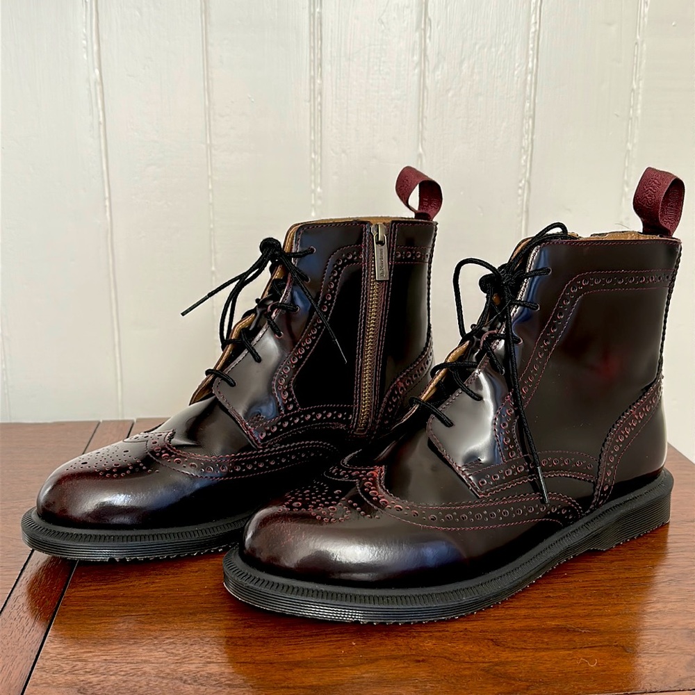 Dr Marten Delphine Arcadia Cherry Red (Never Been Worn)